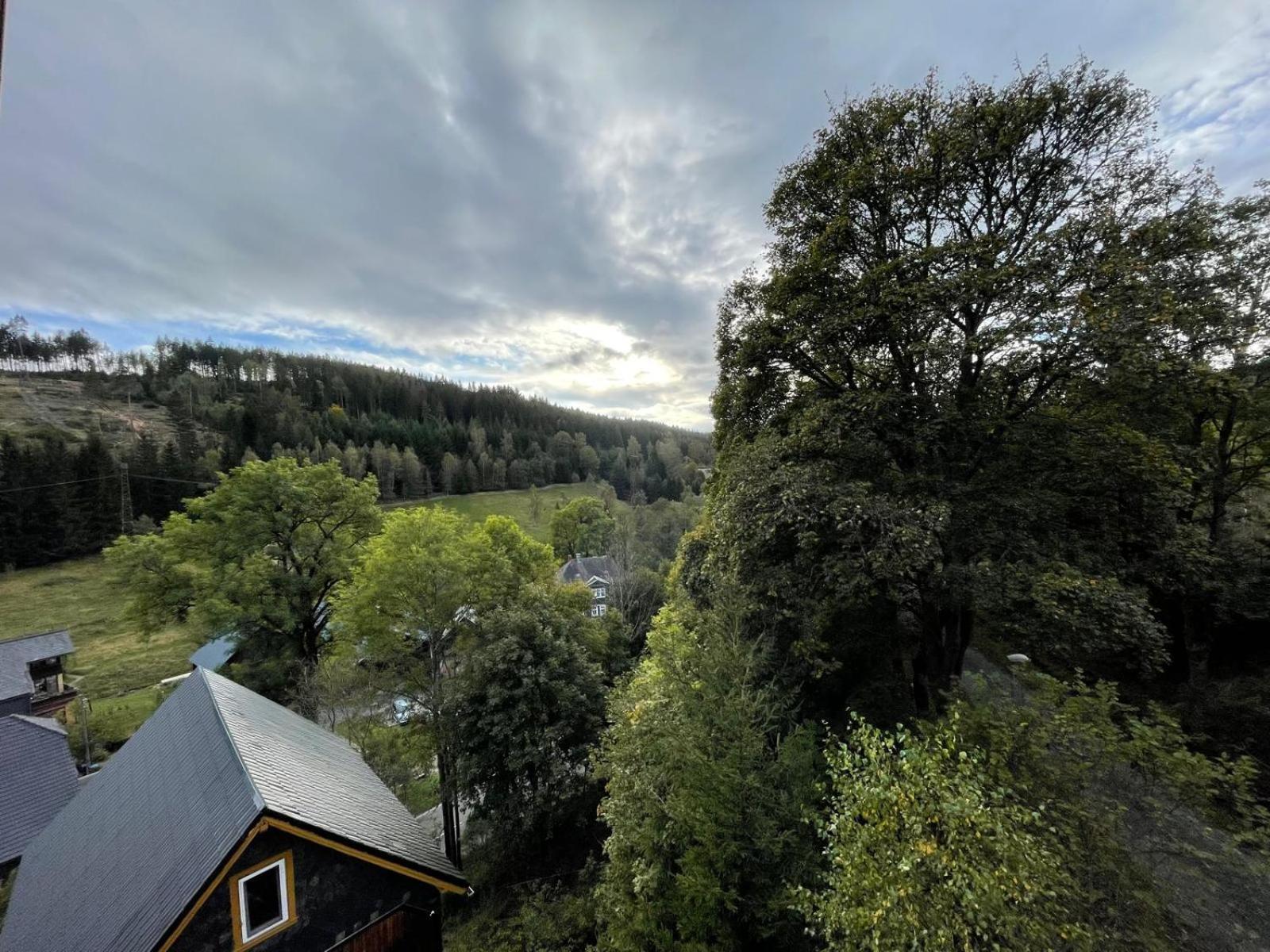Boutique Hotel Am Bahndamm 伦韦格地区诺伊豪斯 外观 照片