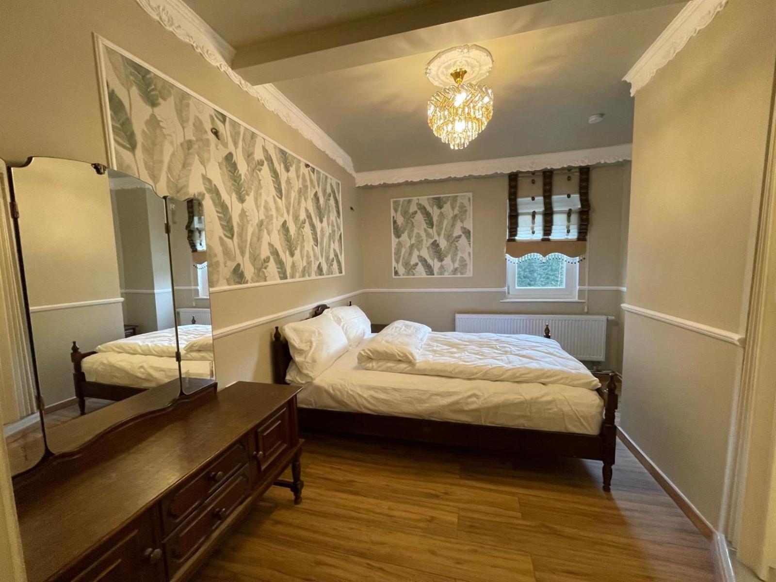 Boutique Hotel Am Bahndamm 伦韦格地区诺伊豪斯 外观 照片