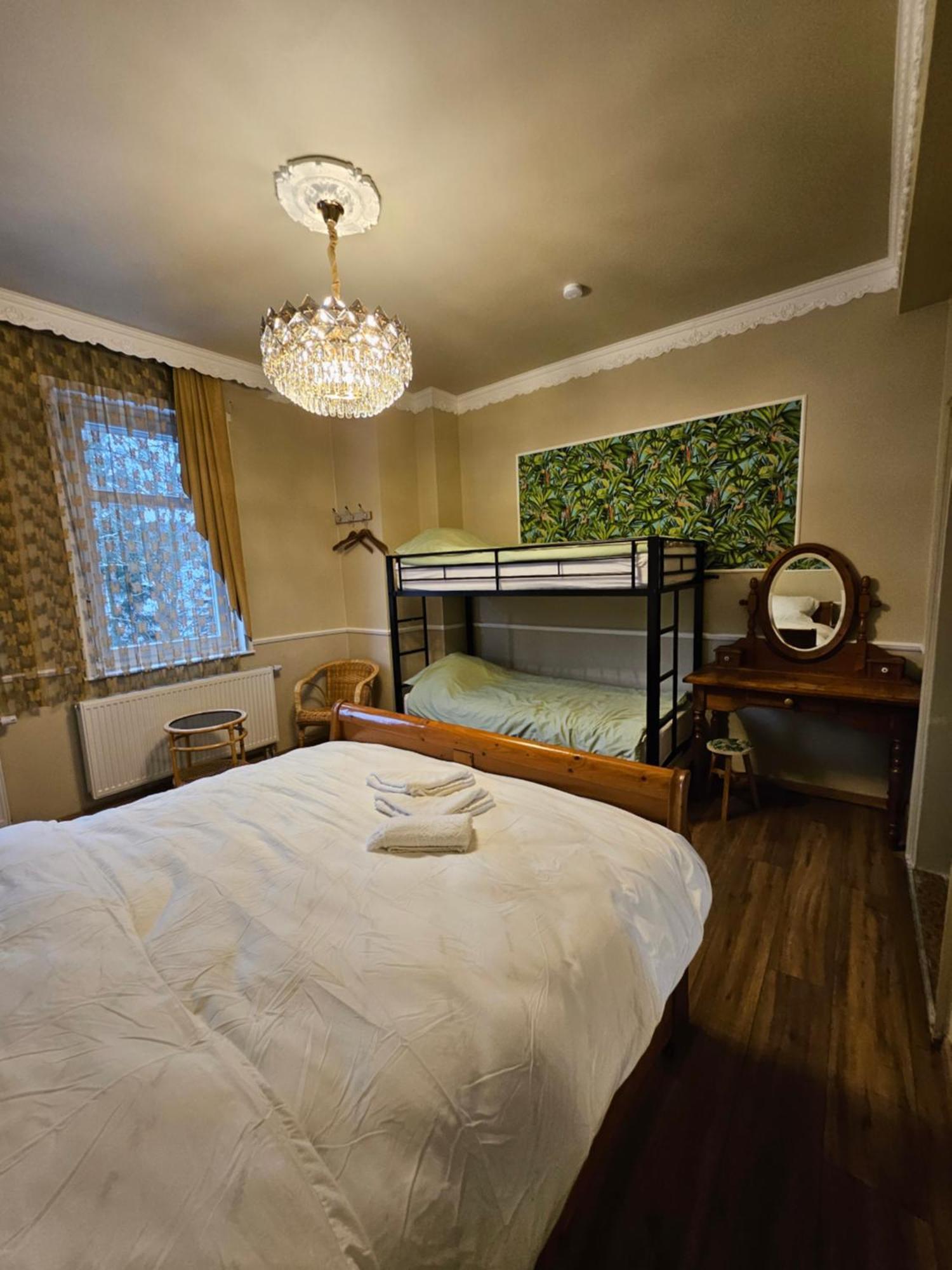 Boutique Hotel Am Bahndamm 伦韦格地区诺伊豪斯 外观 照片
